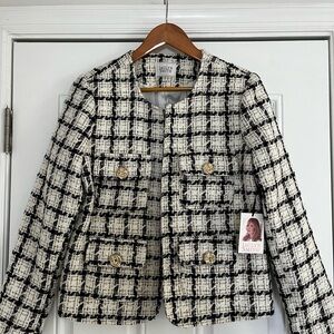 Chic Jaclyn Smith Black and White Plaid Blazer